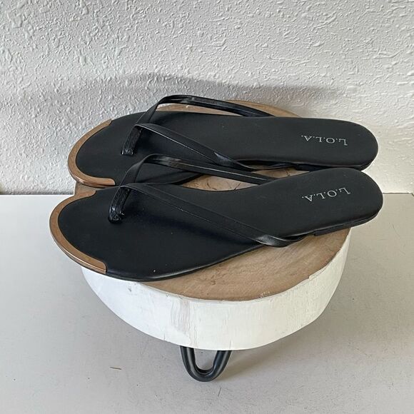 EUC L.O.L.A Womens Black and Gold Sandals Size 6 - Picture 2 of 5